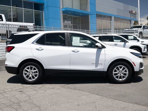 Used 2024 Chevrolet Equinox LT FWD image 4