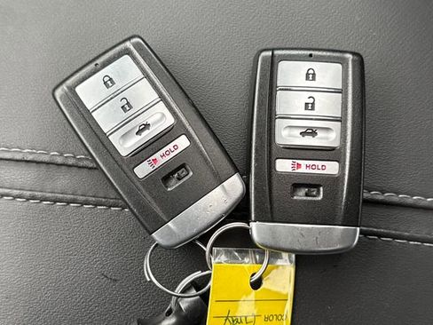 Used 2019 Acura TLX 2.4L Technology Pkg w/A-Spec P image 35