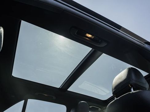 Certified 2023 Mercedes-Benz GLE 350 4MATIC image 33