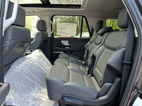 New 2026 Ford Expedition Max Active AWD/4WD image 6