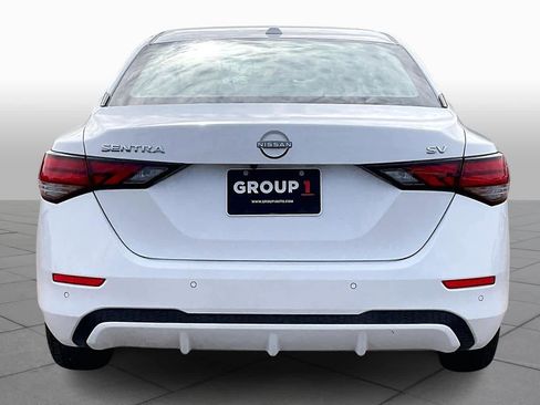 Used 2024 Nissan Sentra SV image 4
