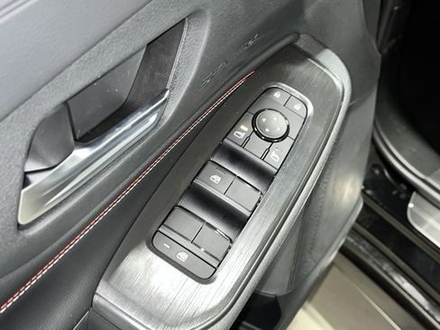 New 2026 Nissan Sentra SR w/ Floor Mat Package FWD image 16