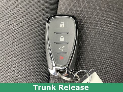 Certified 2020 Chevrolet Malibu LS image 45