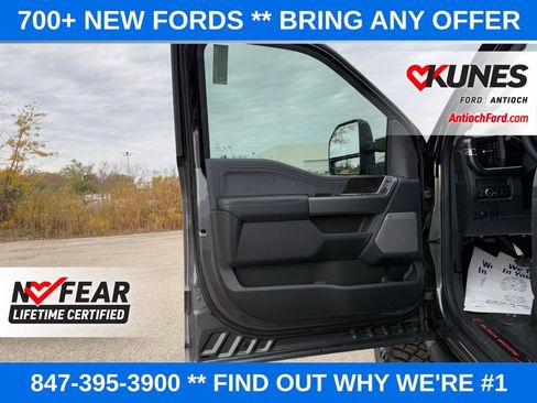 New 2026 Ford F250 Lariat w/ Black Appearance Package AWD/4WD image 37