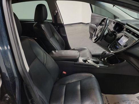 Used 2016 Toyota Avalon XLE image 24