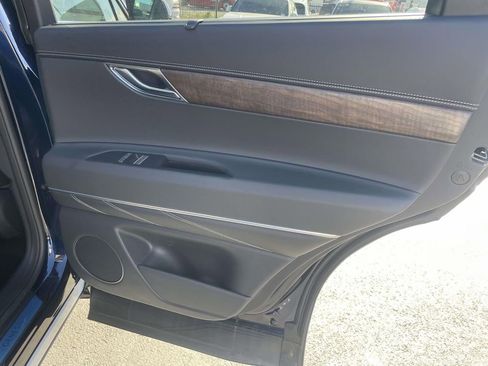 New 2026 Genesis GV80 2.5T Select image 26