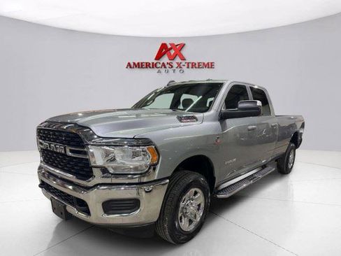 Used 2022 RAM 2500 Big Horn AWD/4WD image 2