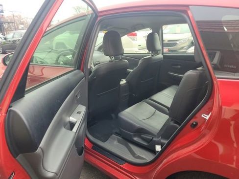 Used 2012 Toyota Prius V Five image 20