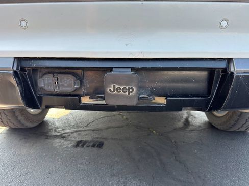 Used 2018 Jeep Grand Cherokee High Altitude AWD/4WD image 39