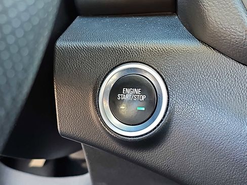 Used 2022 GMC Terrain SLE w/ Driver Convenience Package image 24