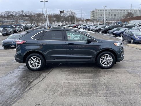 Used 2024 Ford Edge SEL image 7