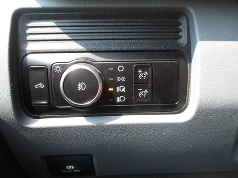 Used 2024 Ford F250 XL w/ STX Appearance Package AWD/4WD image 20