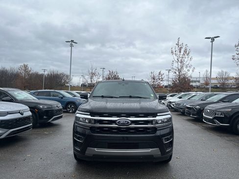 Used 2024 Ford Expedition Max Limited image 8