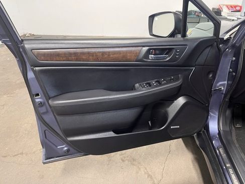 Used 2015 Subaru Outback 2.5i Limited w/ Popular Package #4 image 25