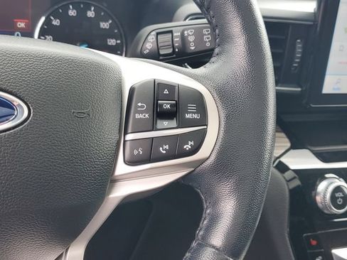 Certified 2022 Ford Explorer Limited w/ Equipment Group 301A AWD/4WD image 21