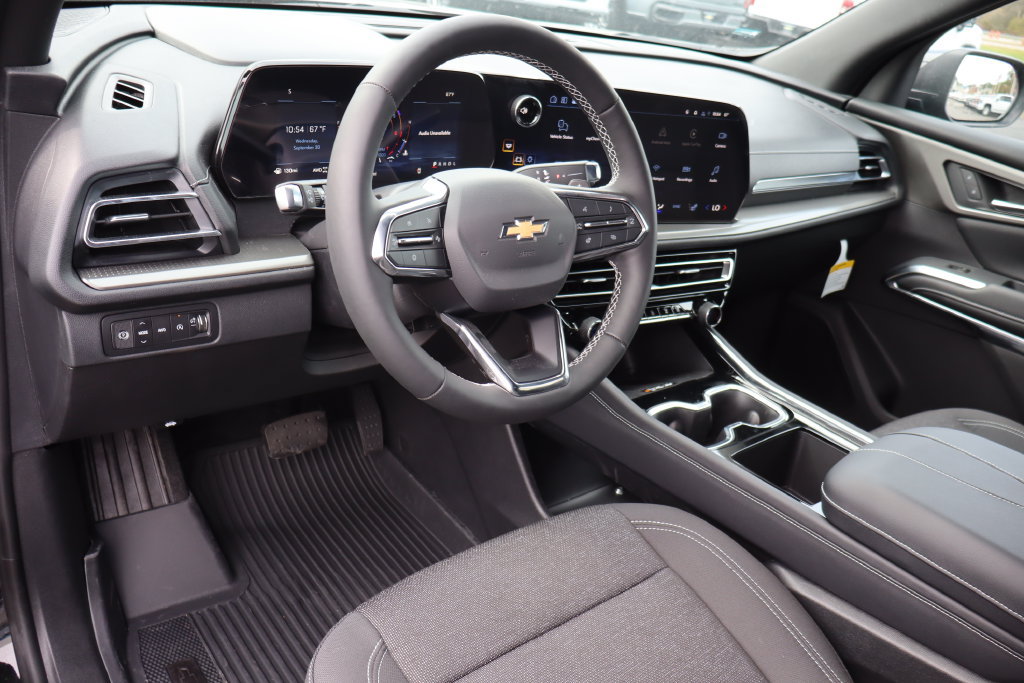 New 2027 Chevrolet Traverse LT w/ Driver Confidence Package AWD/4WD image 6