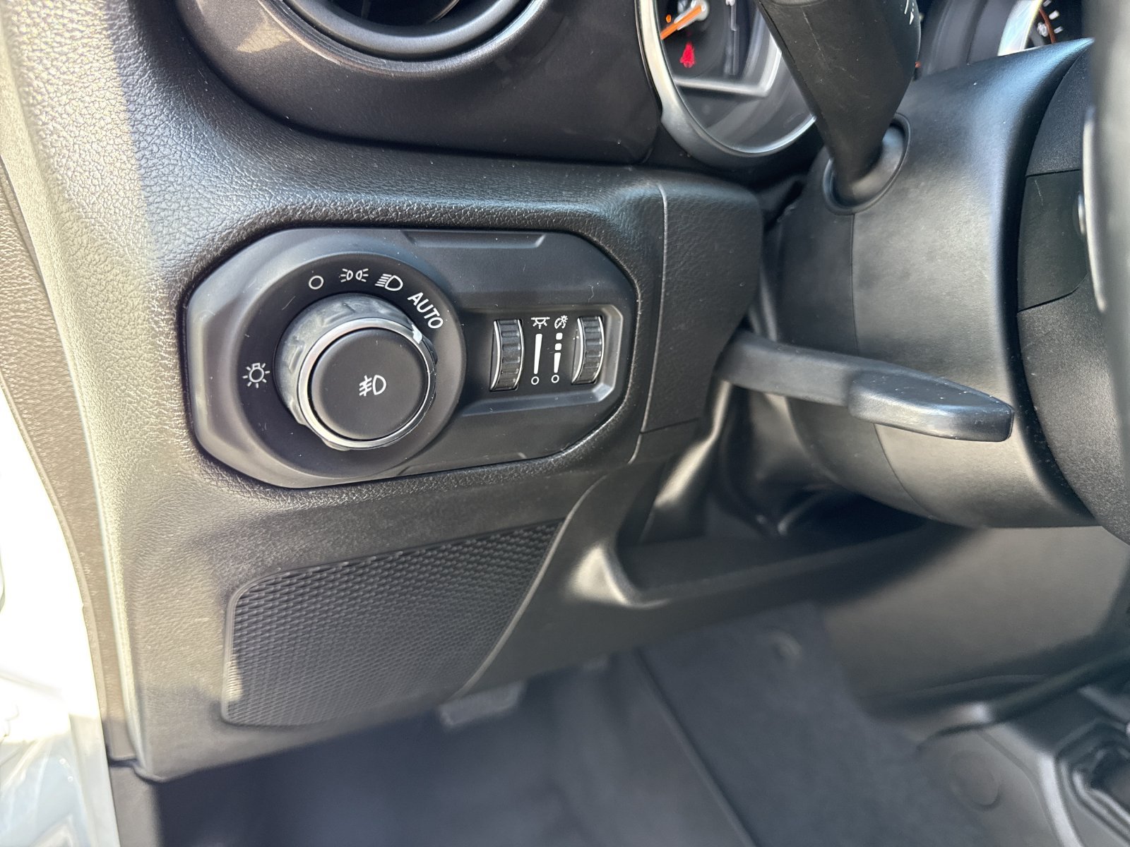 Used 2022 Jeep Wrangler Unlimited Sport AWD/4WD image 15