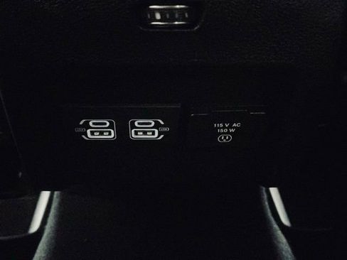 Used 2022 Jeep Cherokee Limited image 25