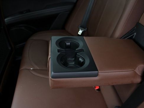 Used 2024 Alfa Romeo Stelvio Ti image 34