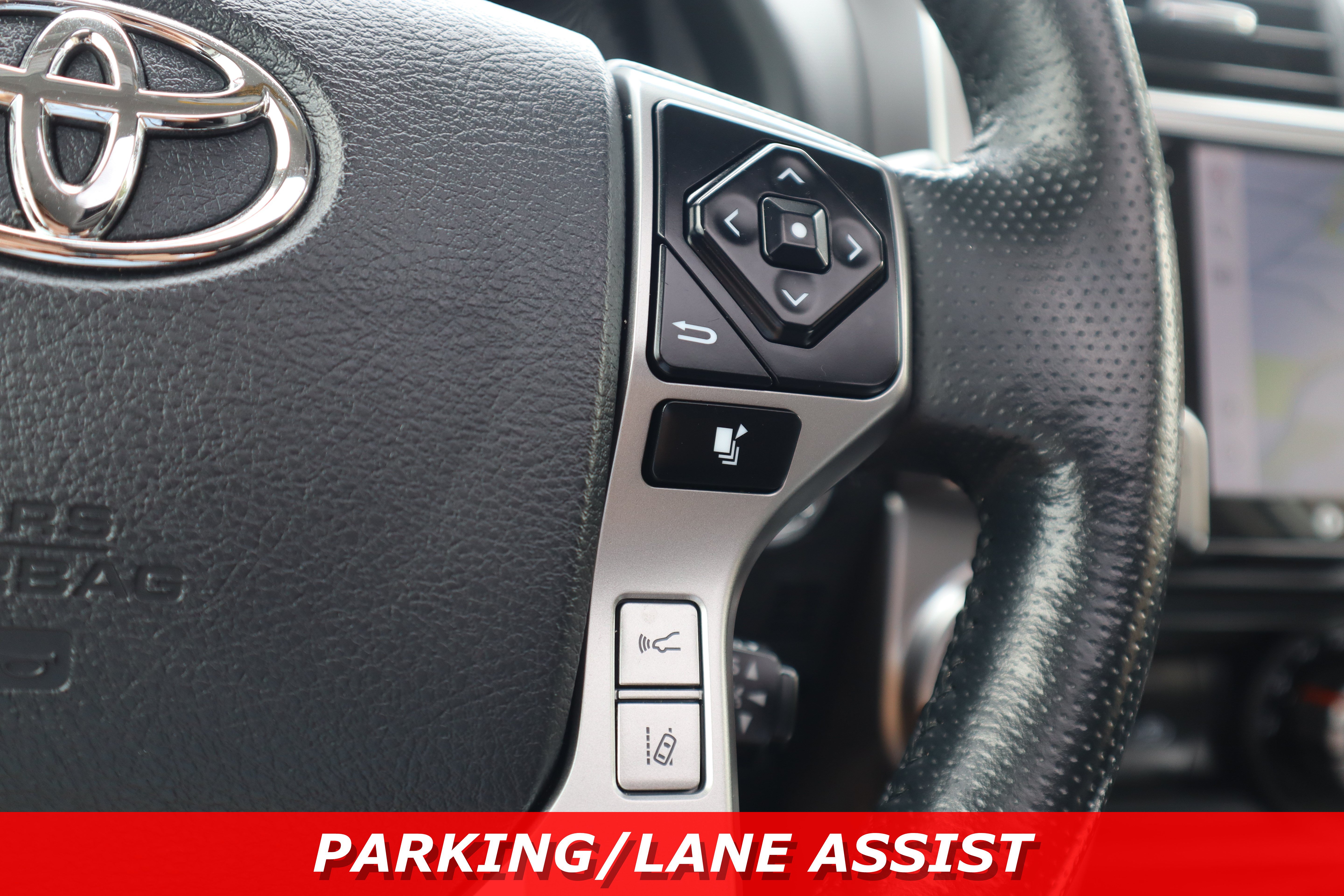 Used 2023 Toyota 4Runner SR5 Premium w/ Moonroof Package AWD/4WD image 18