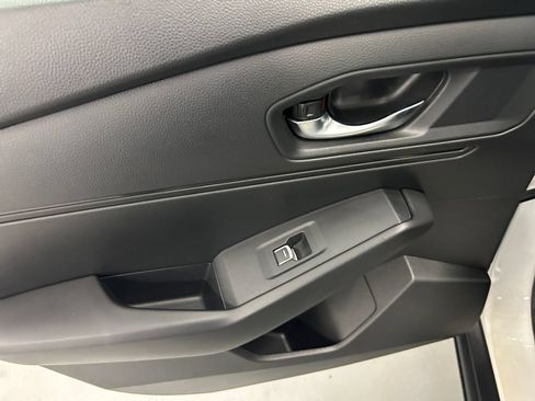 Used 2023 Honda Accord LX image 17