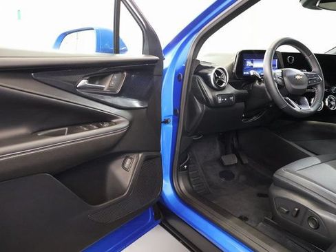 New 2025 Chevrolet Blazer EV LT AWD/4WD image 9
