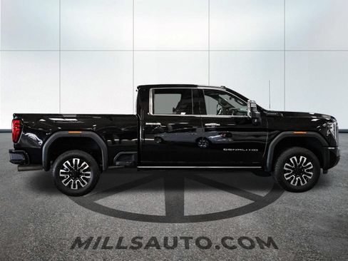 Used 2024 GMC Sierra 2500 Denali Ultimate w/ Max Trailering Package AWD/4WD image 9
