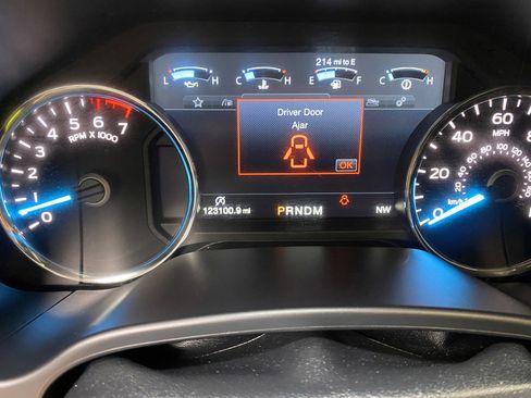 Used 2018 Ford F150 Lariat image 36