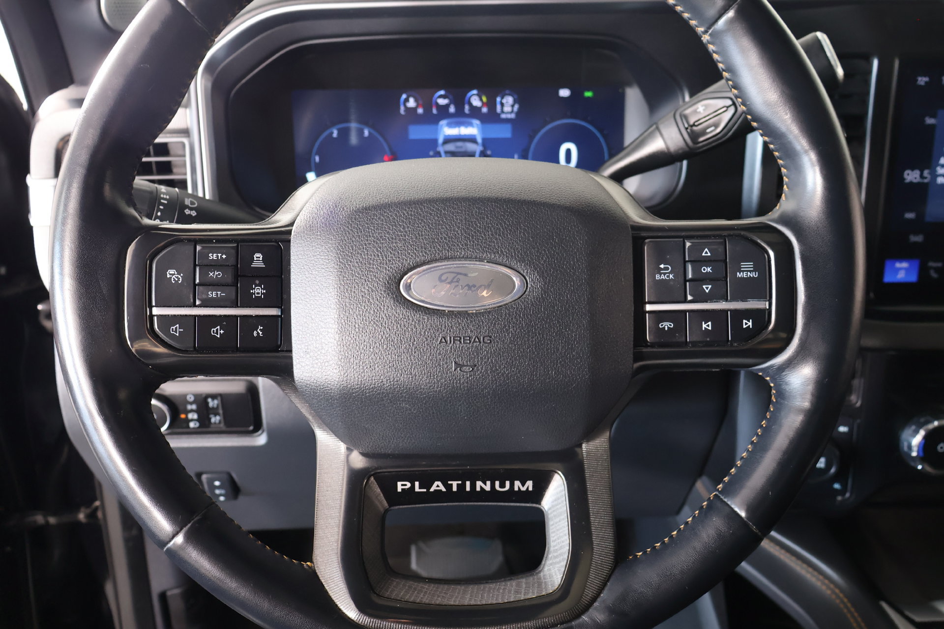 Used 2024 Ford F250 Platinum w/ FX4 Off-Road Package AWD/4WD image 3