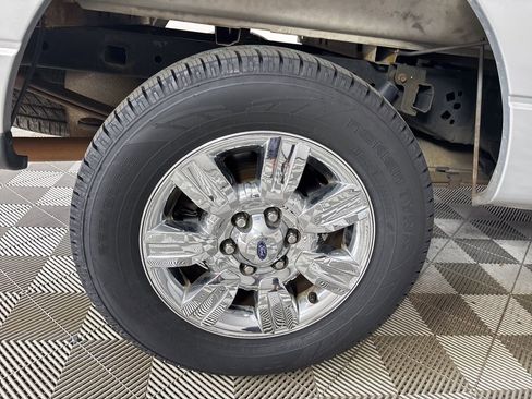 Used 2011 Ford F150 XLT w/ XLT Chrome Pkg image 22