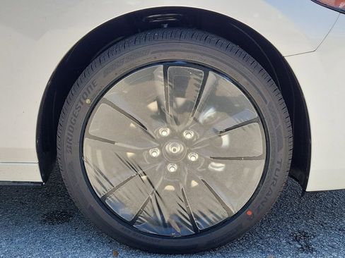 New 2026 MAZDA MAZDA3 2.5 S Hatchback w/ Premium Pkg image 6