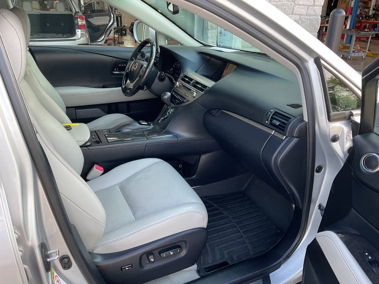 Used 2013 Lexus RX 350 AWD w/ Navigation Pkg image 45