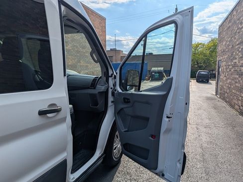 Used 2016 Ford Transit 350 XLT RWD image 16