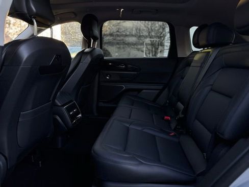 New 2026 Lincoln Nautilus Premier w/ Equipment Group 102A AWD/4WD image 19