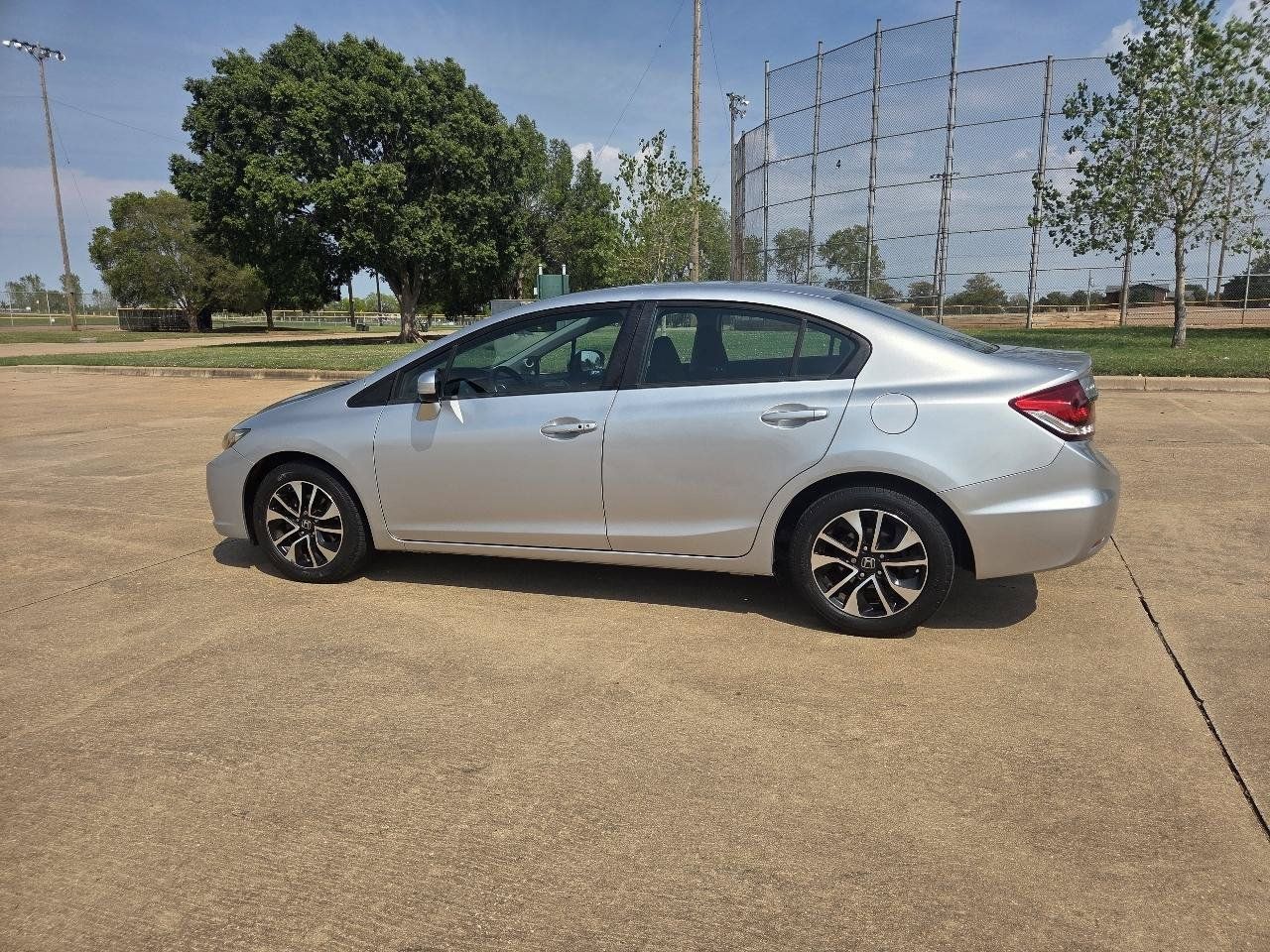 Used 2015 Honda Civic EX image 5
