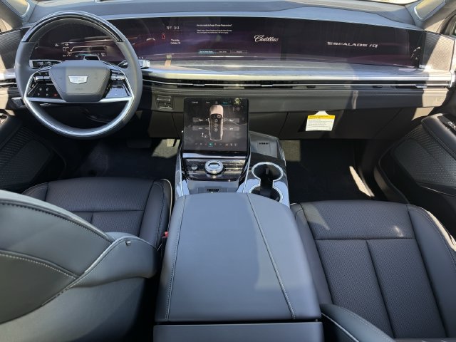 New 2026 Cadillac Escalade IQ Sport 2 w/ LPO, ONYX Package AWD/4WD image 9