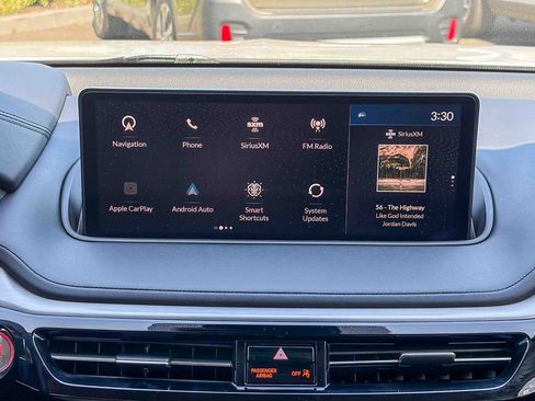 Used 2022 Acura MDX SH-AWD w/ Technology Package image 18