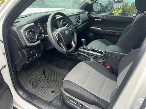 Certified 2023 Toyota Tacoma TRD Off-Road w/ Technology Package image 11