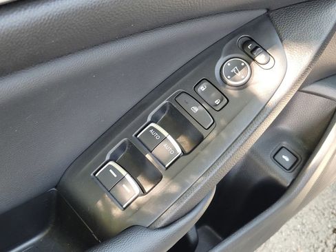 Used 2020 Honda Accord Sport image 17