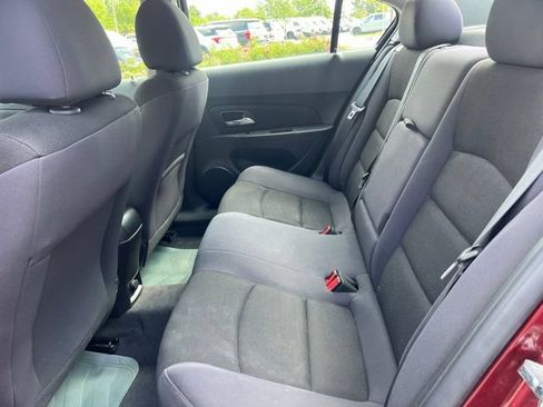 Used 2015 Chevrolet Cruze LT FWD image 15