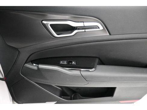 Used 2023 Kia Sportage EX FWD image 18