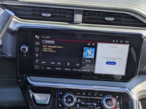 New 2026 GMC Sierra 2500 Denali w/ Denali Reserve Package image 17