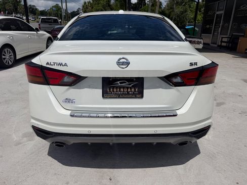 Used 2021 Nissan Altima 2.5 SR FWD image 4