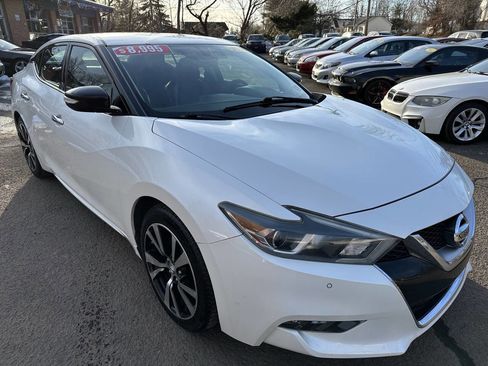 Used 2016 Nissan Maxima 3.5 SV image 2