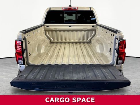 Used 2024 Chevrolet Colorado Trail Boss w/ Advanced Trailering Package AWD/4WD image 7