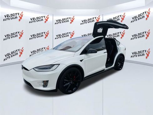 Used 2019 Tesla Model X 100D image 9