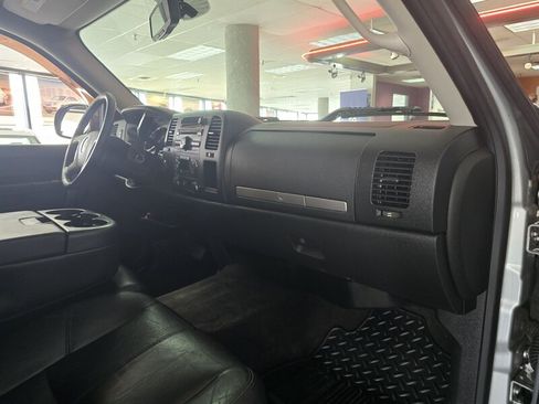 Used 2013 Chevrolet Silverado 1500 LT AWD/4WD image 13