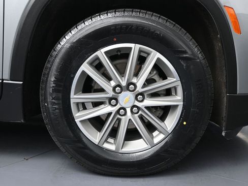 Used 2023 Chevrolet Traverse LT w/ LPO, Floor Liner Package image 12