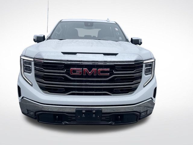 Used 2025 GMC Sierra 1500 SLT AWD/4WD image 9