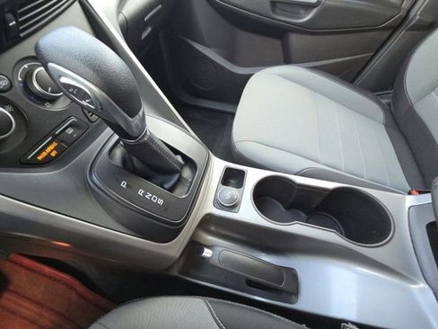 Used 2015 Ford Escape SE AWD/4WD image 17